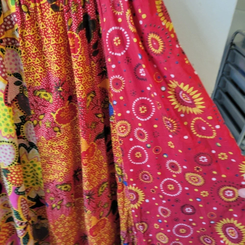 Jane Ashley Red Patchwork Floral Cotton Smocked Midi Dress XL Boho V-Neck - Picture 10 of 12